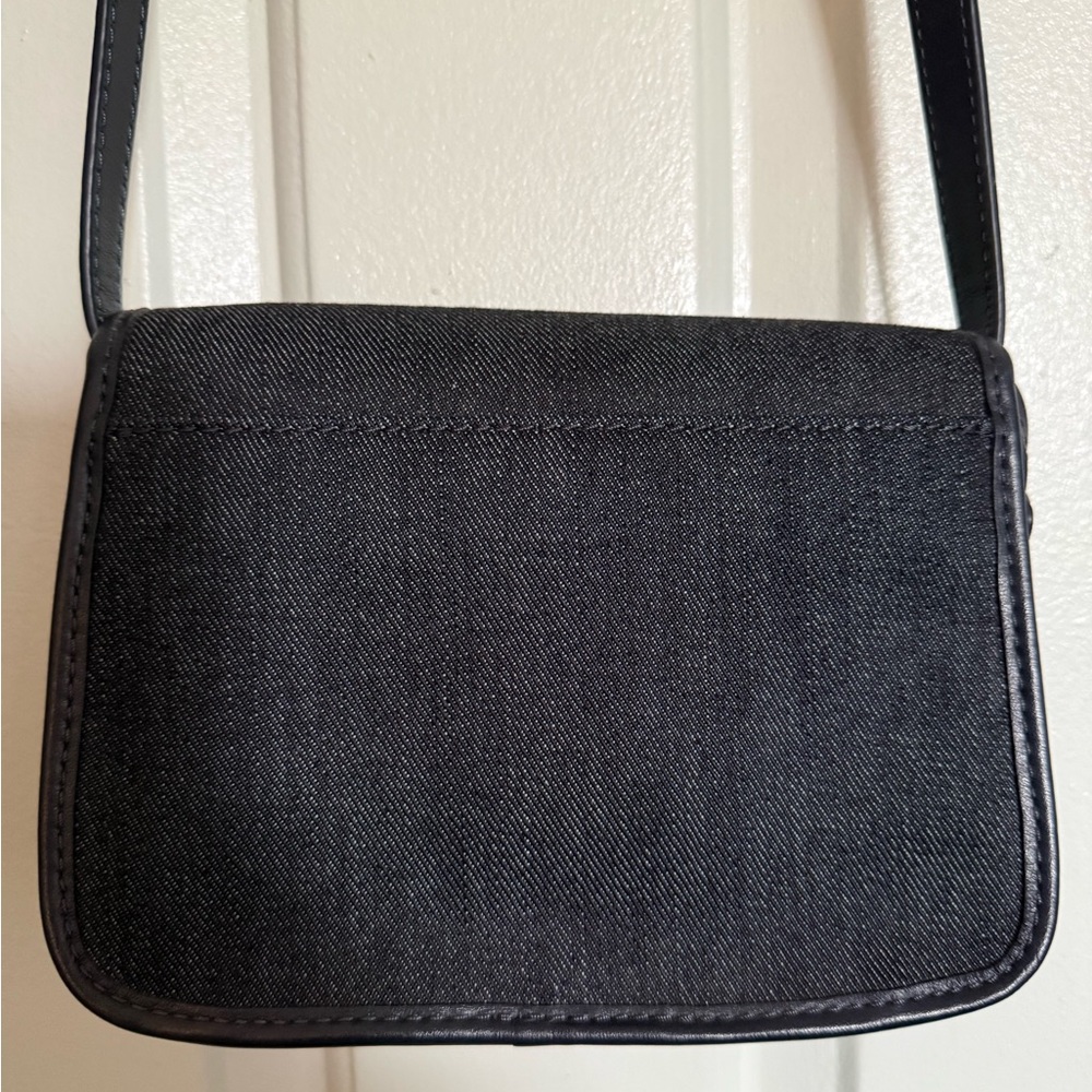 Michael Kors Cooper Crossbody in Dark Denim NWOT - Picture 5 of 8